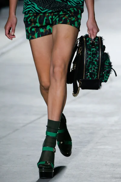 Look 30